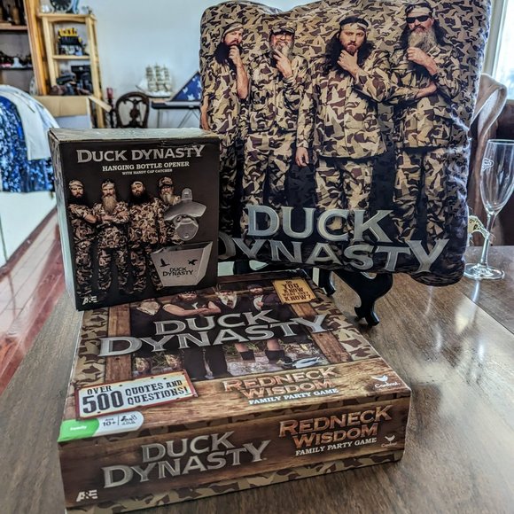 Bundle of three (3) Duck Dynasty items - Picture 12 of 13